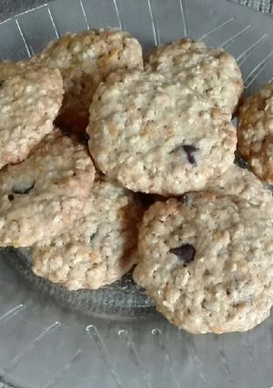 Una foto de Galletas de zanahorias, chips y avena