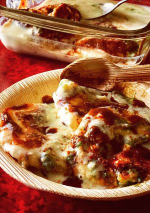 A picture of Steamed dahi wadas.