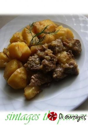 A picture of Beef with lemon sauce.