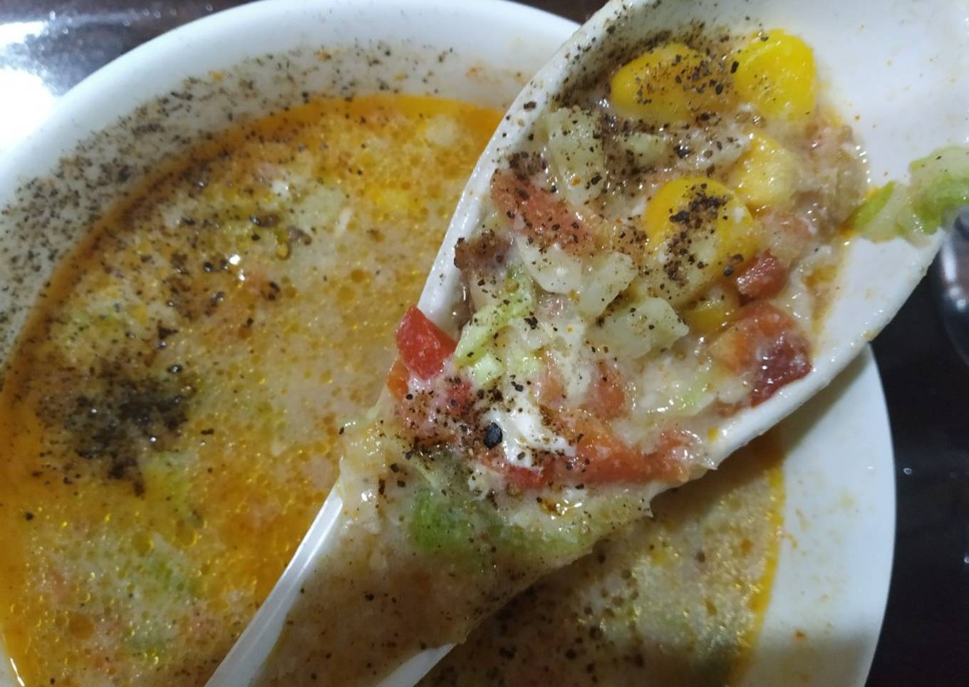 Egg drop veggies soup