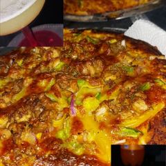 A picture of Hawaaain pizza.