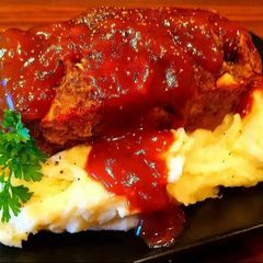 A picture of Mike's 1970's Meatloaf Dinner.
