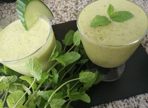 Une photo de Gazpatcho concombre menthe basilic🥒🌿🌿