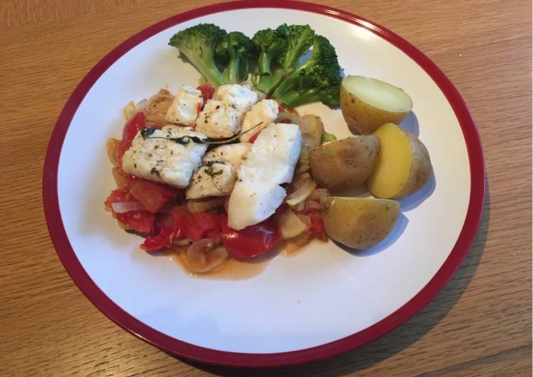 Baked cod with roasted fennel, onions and tomatoes