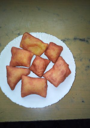 A picture of Mandazi.