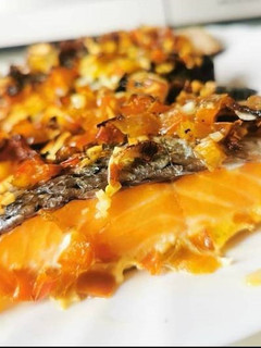 Foto de Salmão com Pimentos no Forno