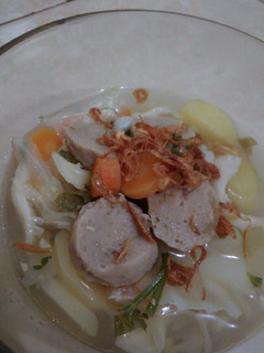 Foto resep Sayur Sop Bakso Simple gak pake ribet