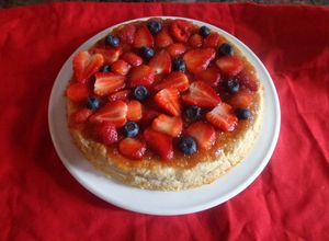 Una foto de Cheese cake de frutos rojos Vegetariano