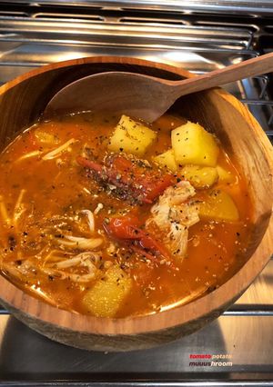 A picture of VEGAN tomato soup.