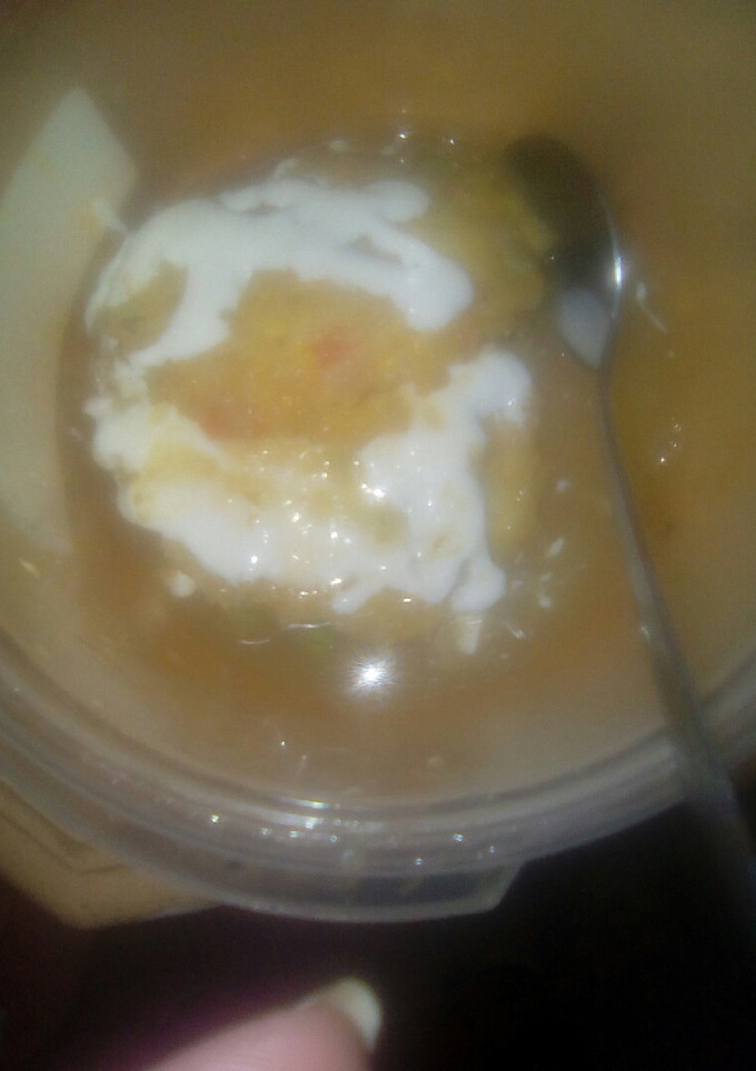 Una foto de Tortitas de arroz en salsa verde