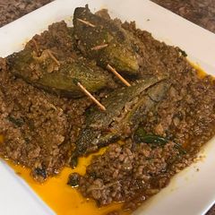 A picture of Keema stuffed keralas.