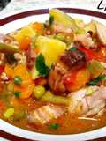 Tocană de legume cu pui