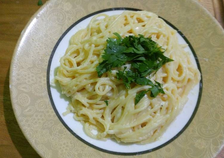 Spaghetti ail Parmesan façon one-pot