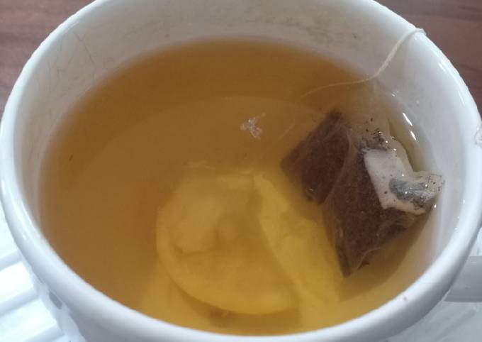 Cara Gampang Menyiapkan Healthy hot lemon tea yang Lezat