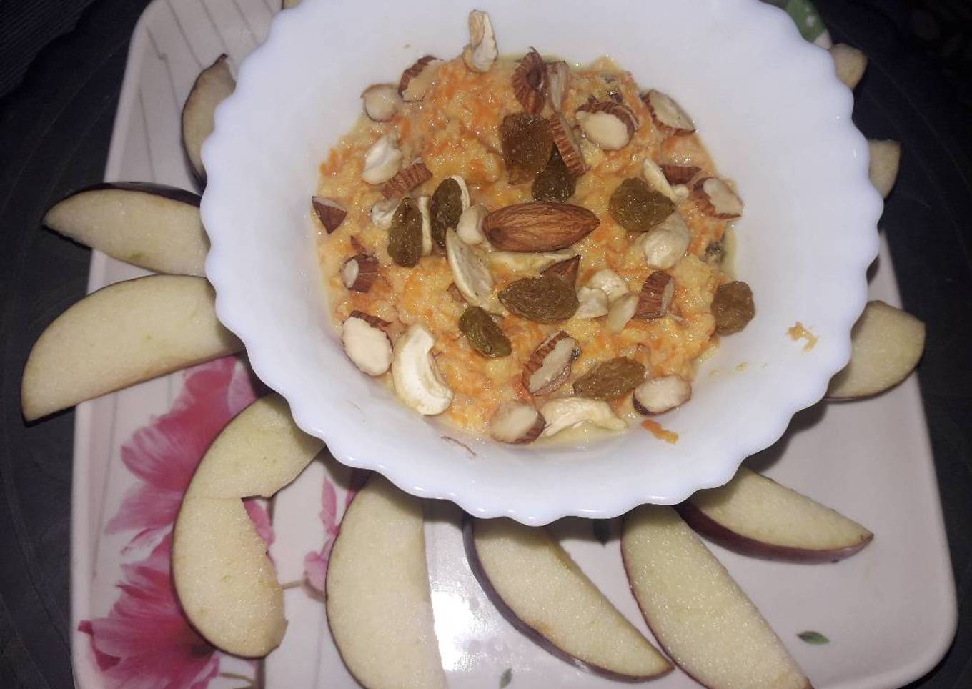 Apple, carrot Rabdhi