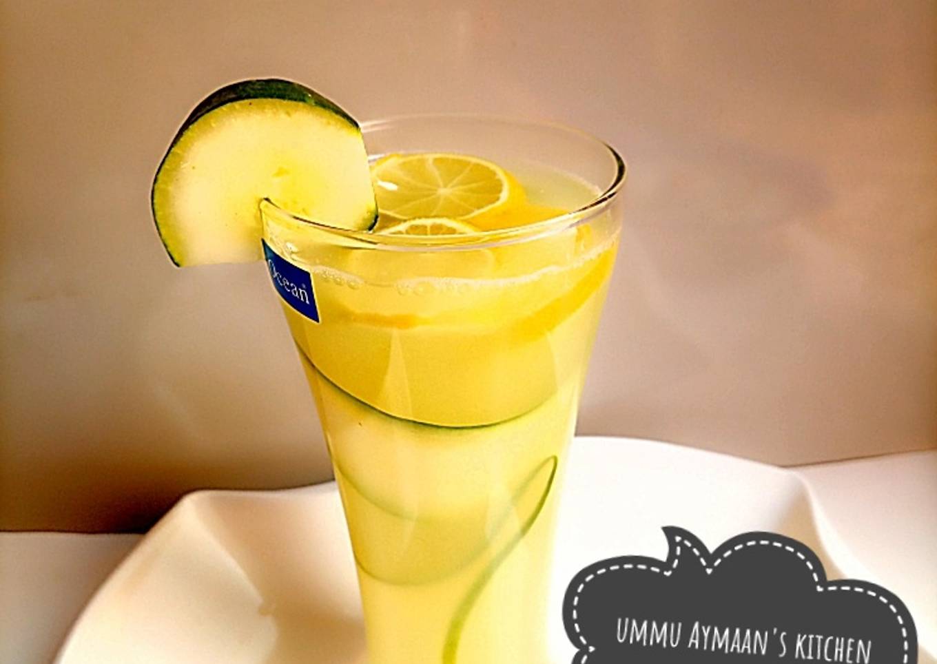 Cucumber lemonade