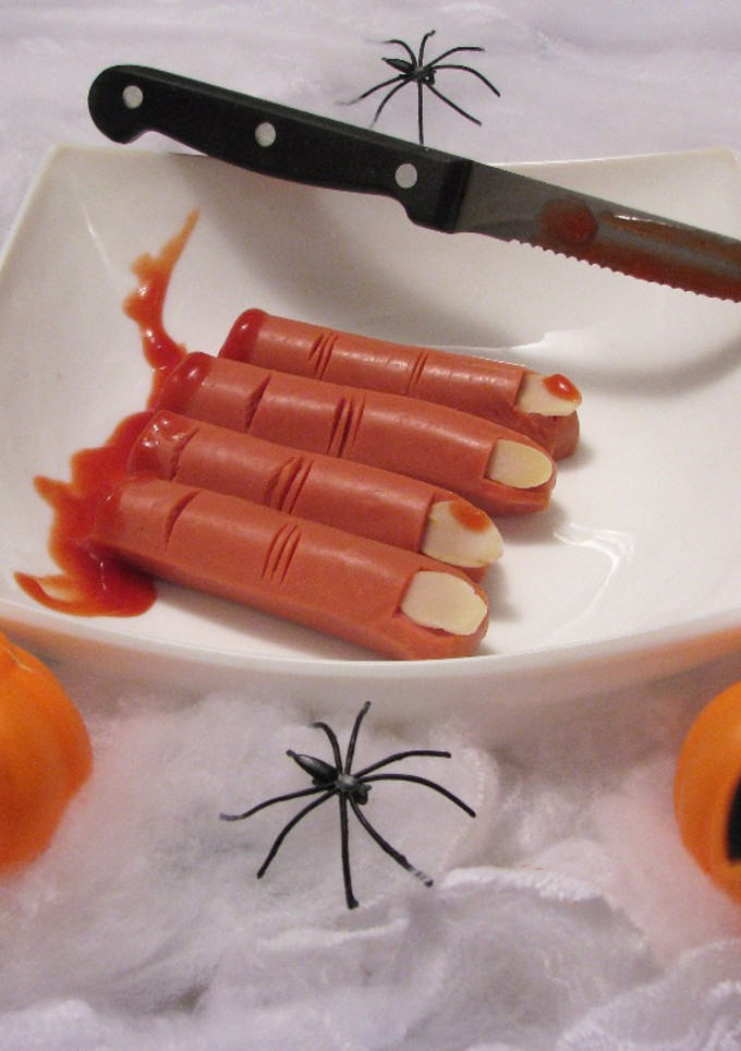 Una foto de Dedos de bruja de salchicha - Halloween