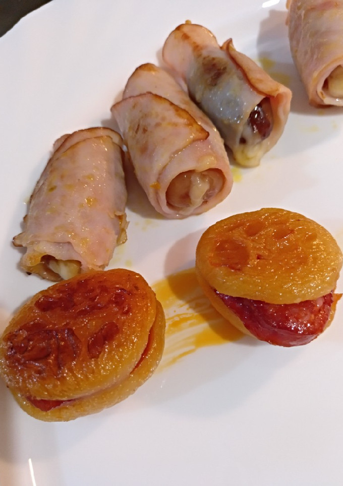 Una foto de Aperitivo de dátiles y orejones rellenos