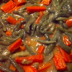 A picture of Creamy carrots and green beans.