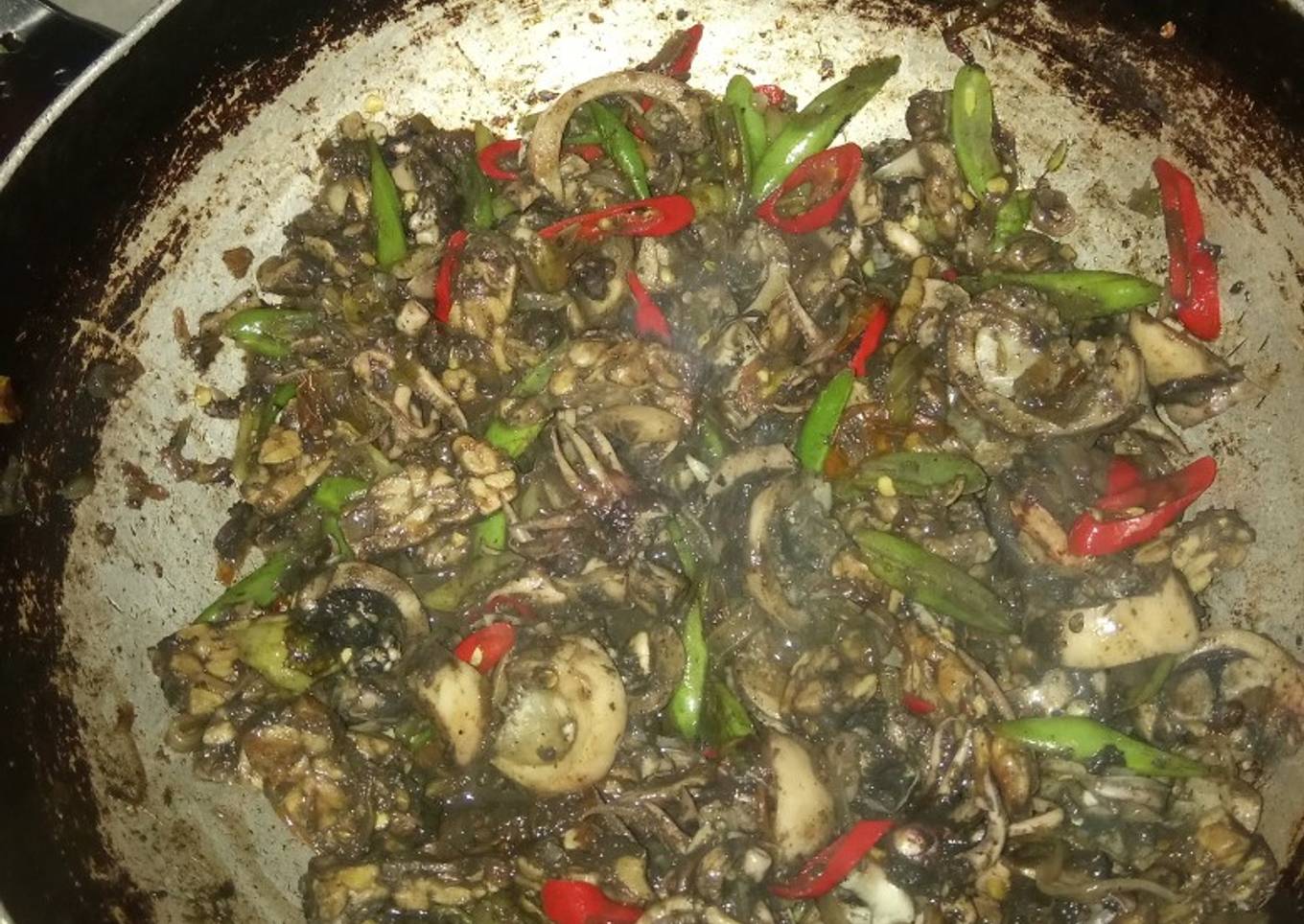 Tempe Sotong Hitam Oseng