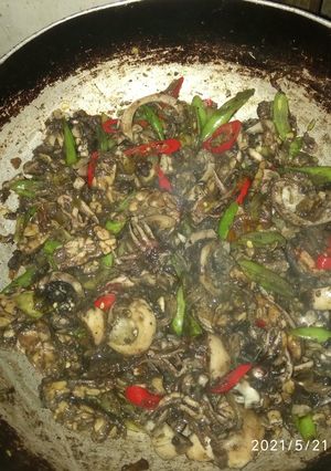 Foto resep Oseng cumi hitam tempe