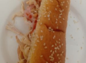 Una foto de Emparedado de pollo