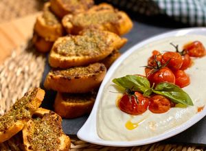 Foto principal de Dip de queso y tomates asados