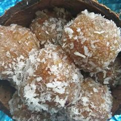 Coconut bottle gourd truffles A picture of Coconut bottle gourd truffles.