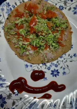 A picture of Mixed flour Uttapam.