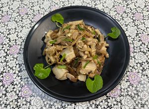 Hình của món SP.0874 - Thịt Ba Rọi Xào Măng Khô.