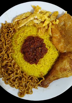 Foto resep Nasi kuning bumbu instan