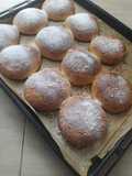 بريوش محشي بالشوكولاته