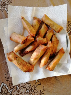 A picture of Chicken spring roll.