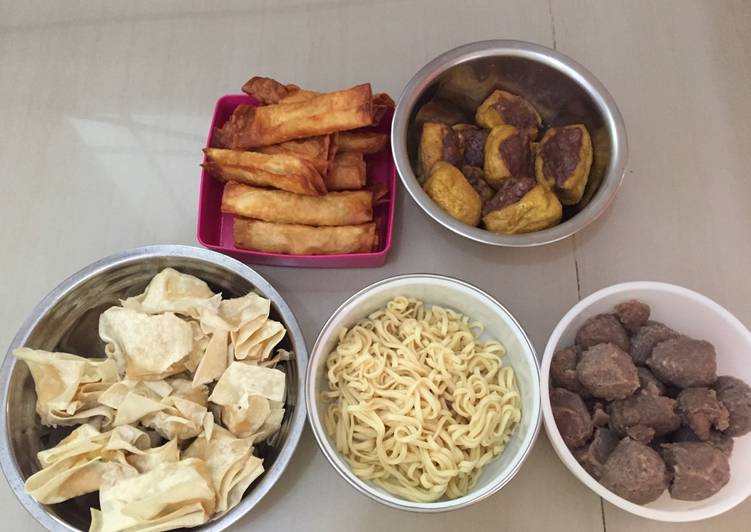 Rahasia Memasak Bakwan Malang yang Renyah