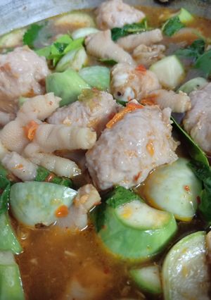 รูปของ แกงป่าตีนไก่ใส่หมูเด้ง