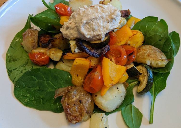 Recipe of Speedy Mixed veg with potatoes, spinach and caramelised onion hummus