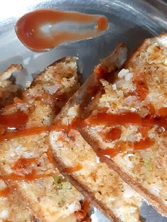 सूजी मलाई टोस्ट (sooji malai toast recipe in Hindi) रेसिपी मुख्य फोटो
