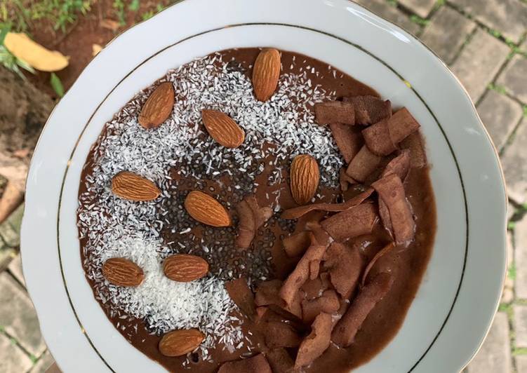 Bagaimana Menyiapkan 88. Banana Chocolate Smoothie Bowl Anti Gagal