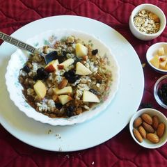A picture of 3 min Oat Meal-a healthy meal.
