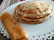 Una foto de panqueques dulces con harina leudante