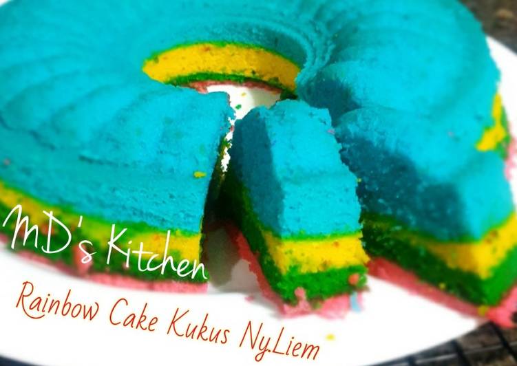 Cara Gampang Menyiapkan Rainbow Cake Kukus Ny. Liem, Sempurna