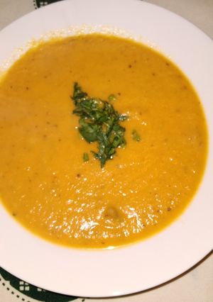 Una foto de Sopa de berenjenas y tomate