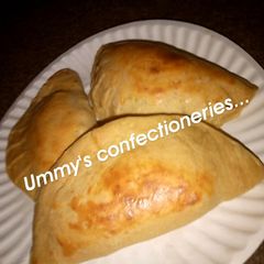 A picture of Yummy Meatpie.
