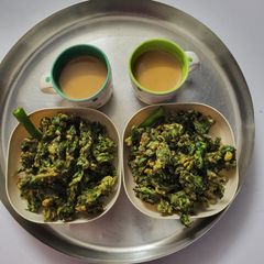 A picture of Crispy Palak Pakoda Tea-time Snack.