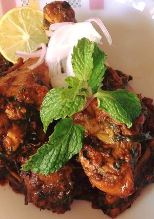 A picture of Sukka Chicken Mas popala.