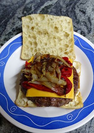 Una foto de Hamburguesa de black angus