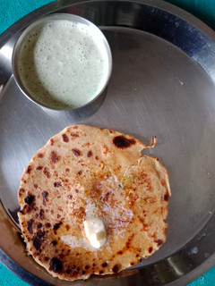 मूली का पराठा (Mooli ka paratha recipe in hindi) रेसिपी मुख्य फोटो