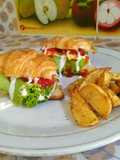 Croissant sandwich