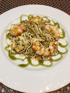 Una foto de Gulas con gambones