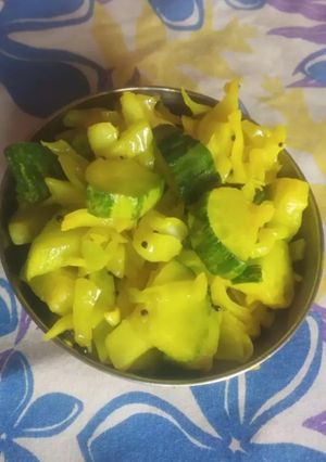 A picture of Snake gourd's hot salad (sambharo).
